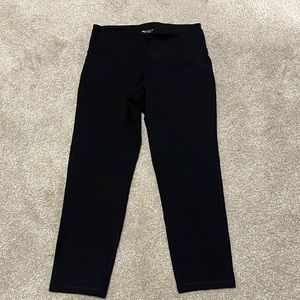 Old Navy Active cropped black go-dry leggings Y2K